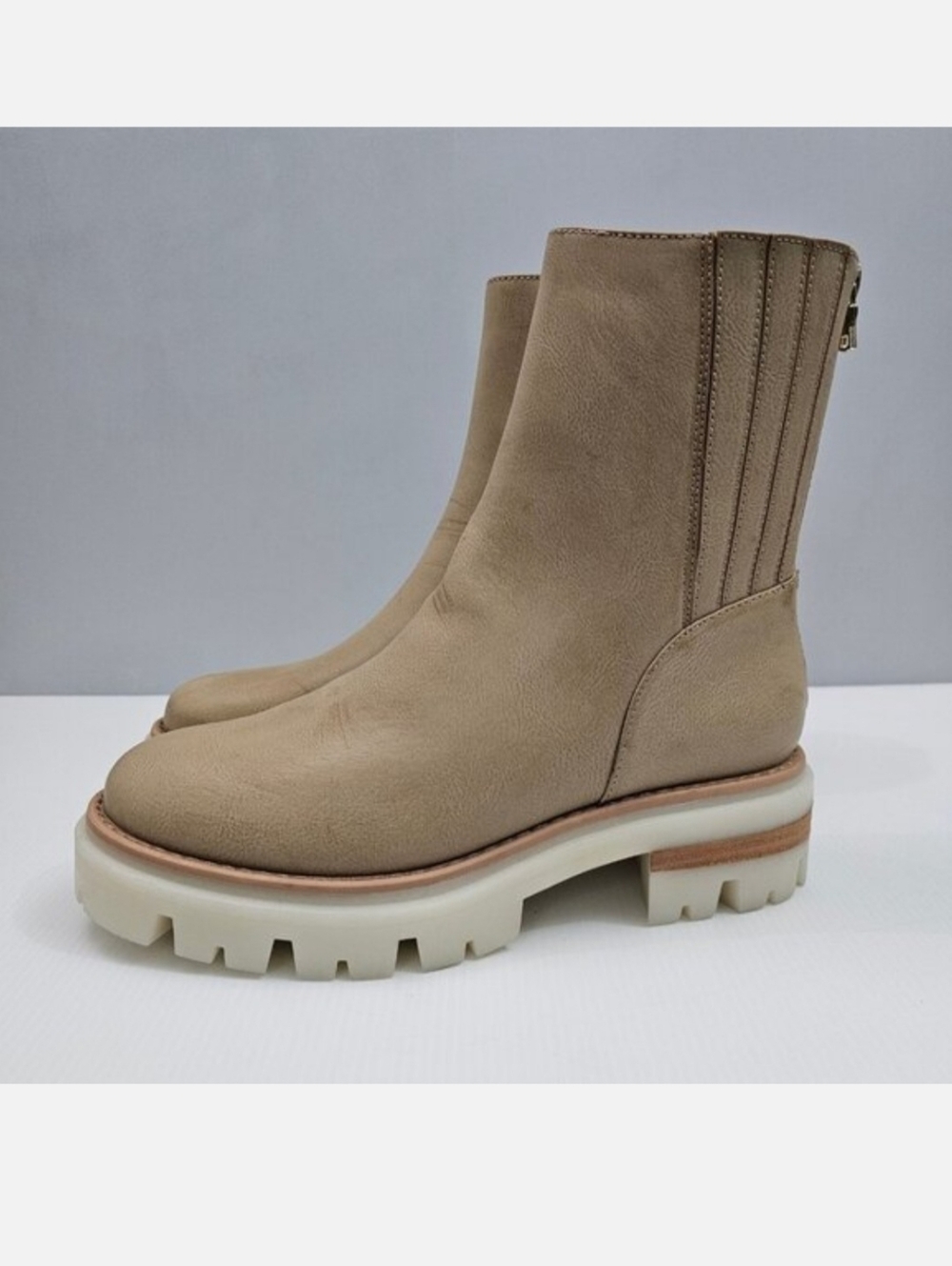 Korks Kork Ease Vivi Ankle Boot Womens 9 Tan Cream Zip Lug Sole Chunky Moto NEW
